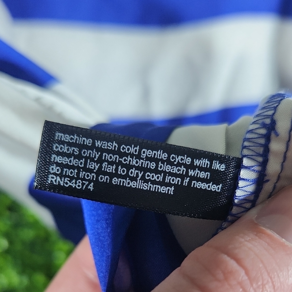 The Limited Blue White Striped Boxy Short Sleeve Tee - Picture 8 of 9